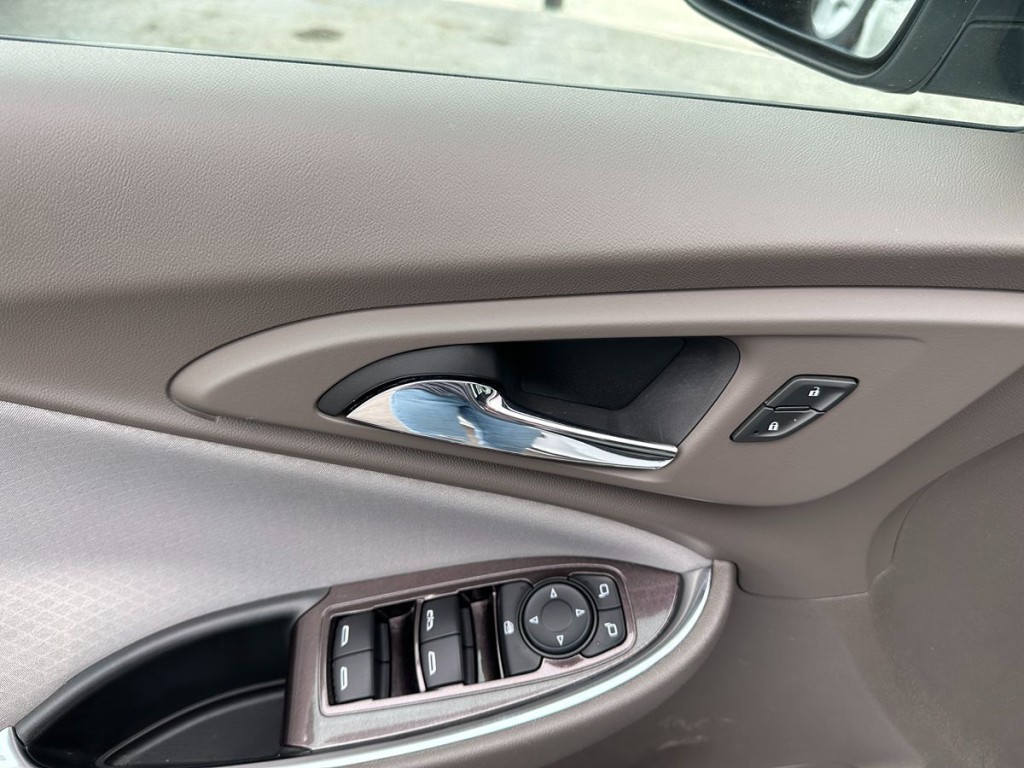 2018 Chevrolet Malibu Image 22