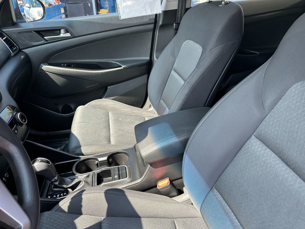 2017 Hyundai Tucson Image 12