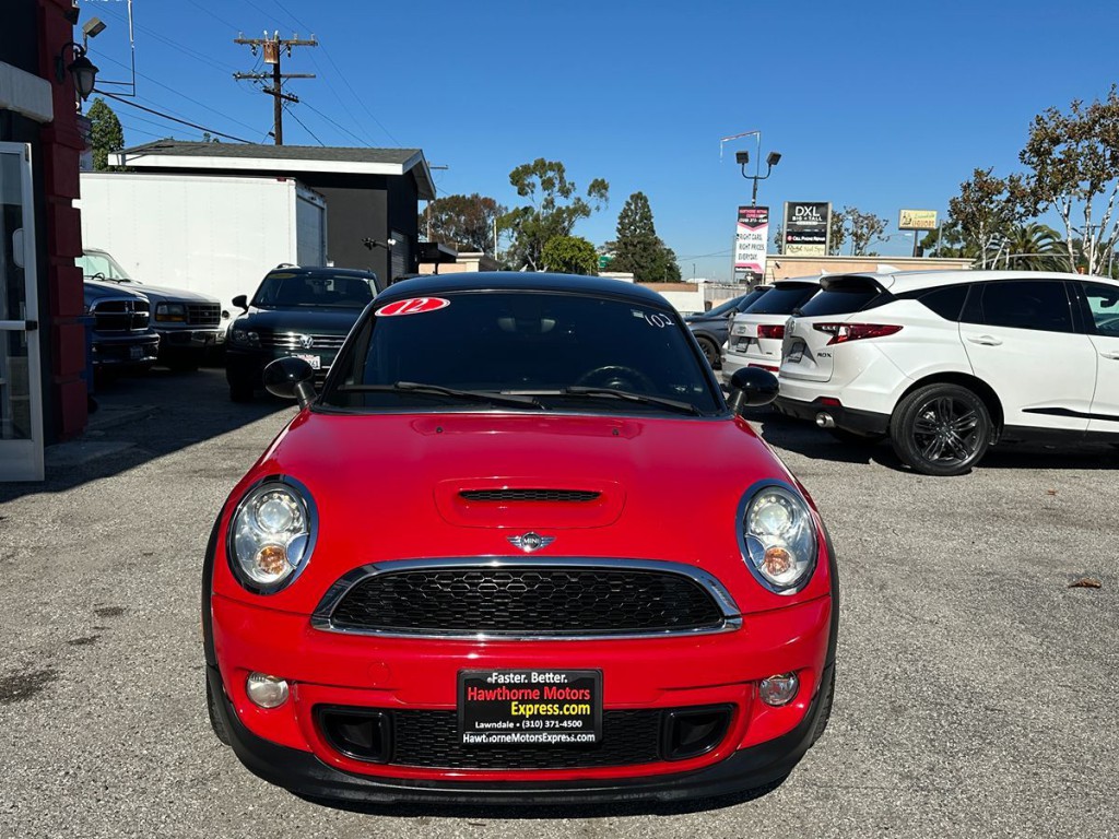 2012 MINI Cooper Image 2