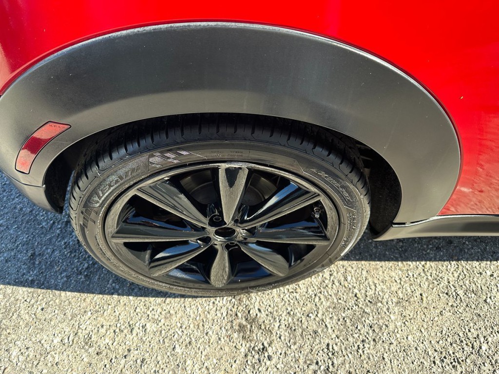 2012 MINI Cooper Image 18