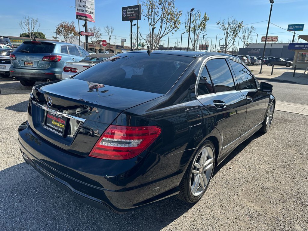 2014 Mercedes-Benz C-Class Image 7