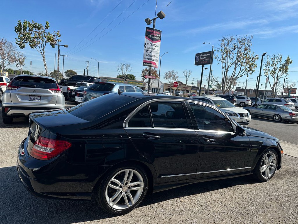 2014 Mercedes-Benz C-Class Image 8