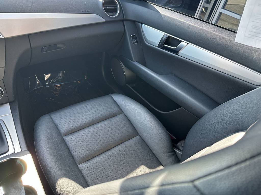 2014 Mercedes-Benz C-Class Image 13