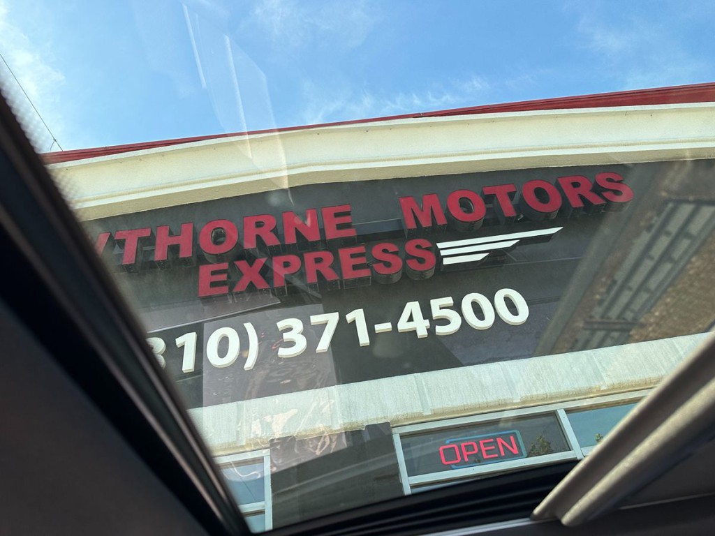 2014 Mercedes-Benz C-Class Image 16