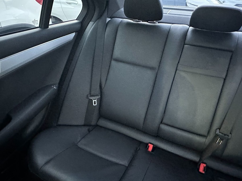 2014 Mercedes-Benz C-Class Image 19