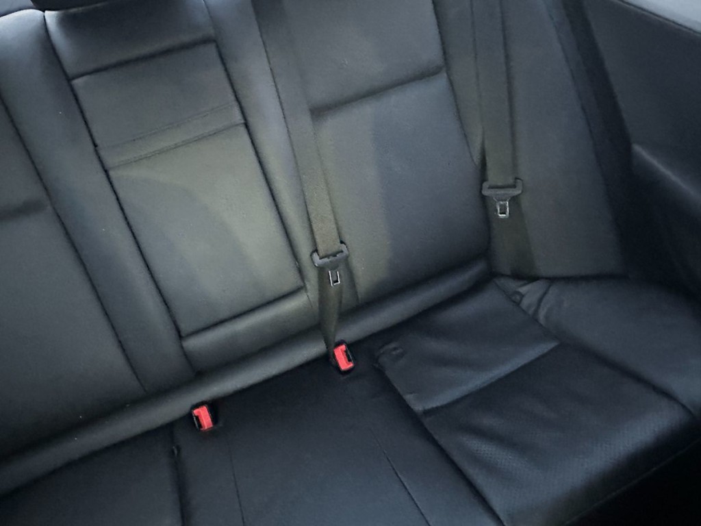 2014 Mercedes-Benz C-Class Image 20