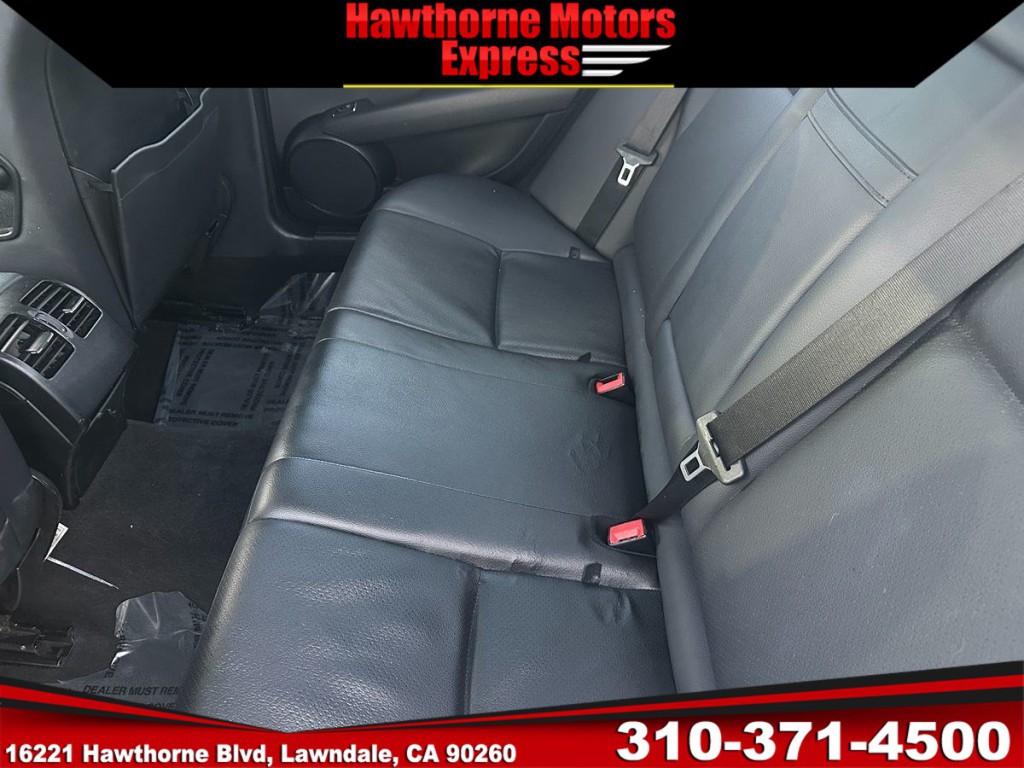 2014 Mercedes-Benz C-Class Image 17