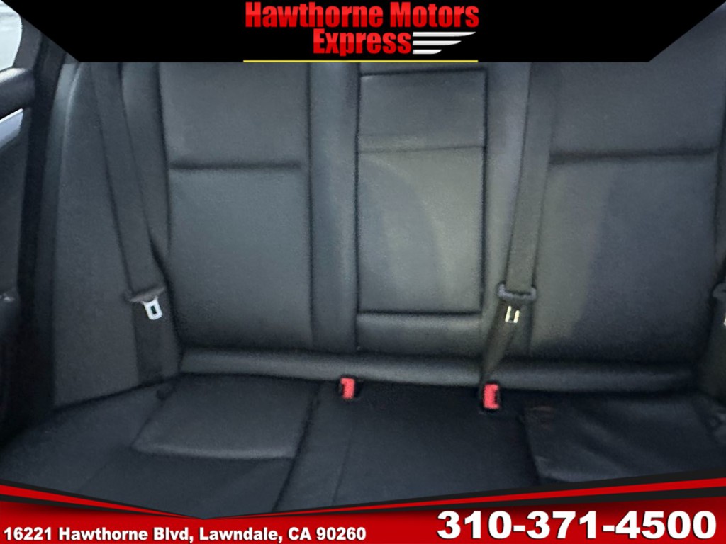 2014 Mercedes-Benz C-Class Image 18