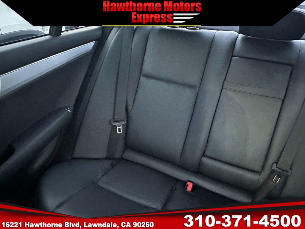 2014 Mercedes-Benz C-Class Image 19