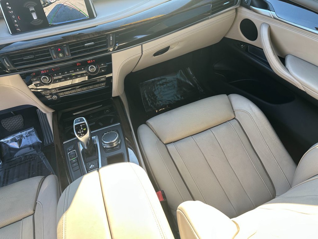 2018 BMW X5 Image 15
