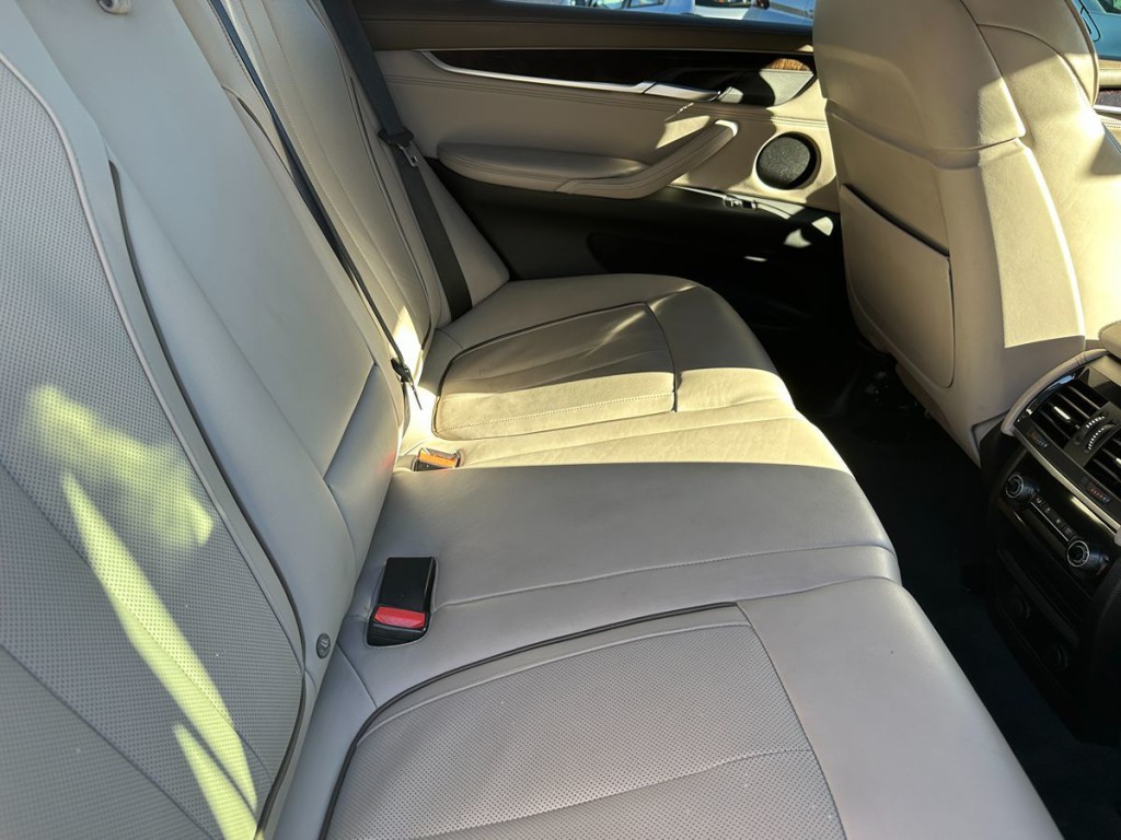 2018 BMW X5 Image 17