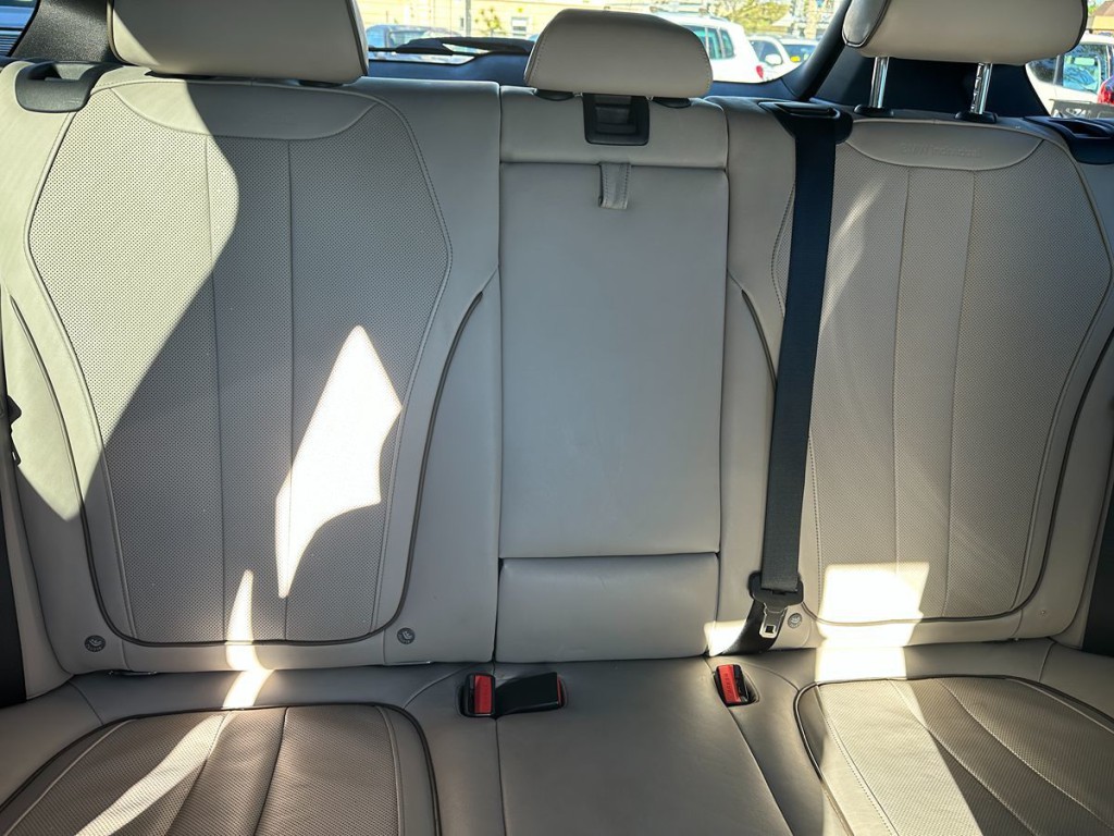 2018 BMW X5 Image 19