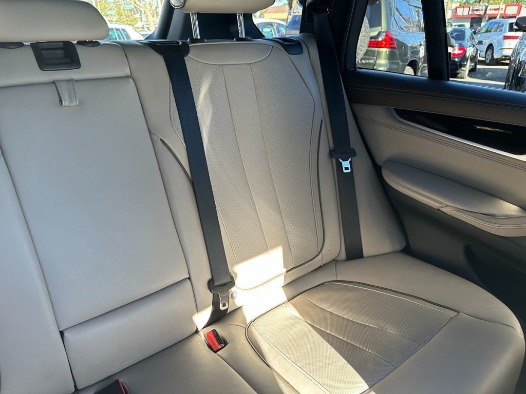 2018 BMW X5 Image 20