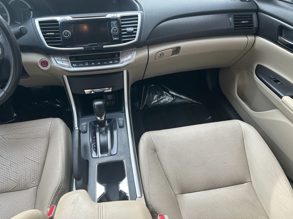 2014 Honda Accord Image 9