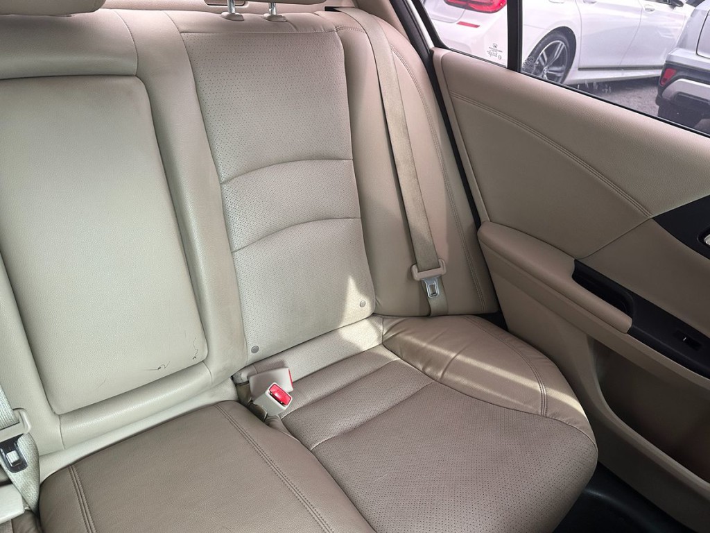 2014 Honda Accord Image 14