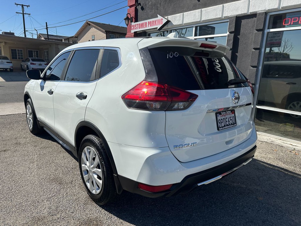 2017 Nissan Rogue Image 6