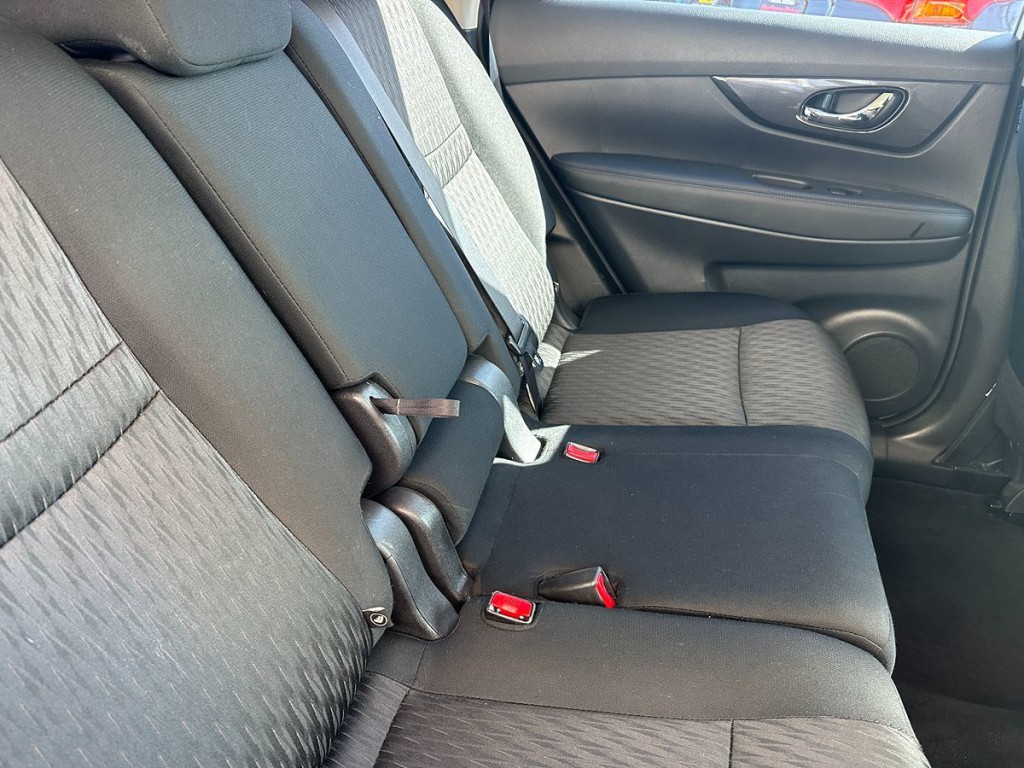 2017 Nissan Rogue Image 22