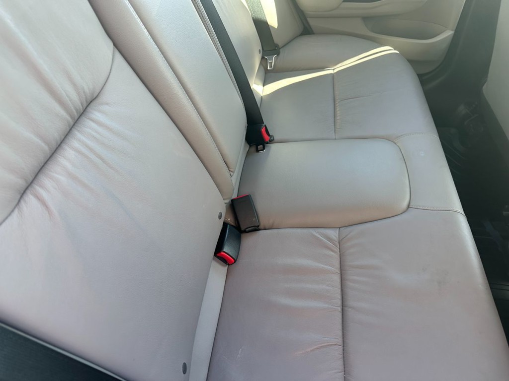 2015 Honda Civic Image 17