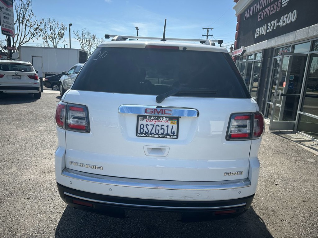 2016 GMC Acadia Image 7