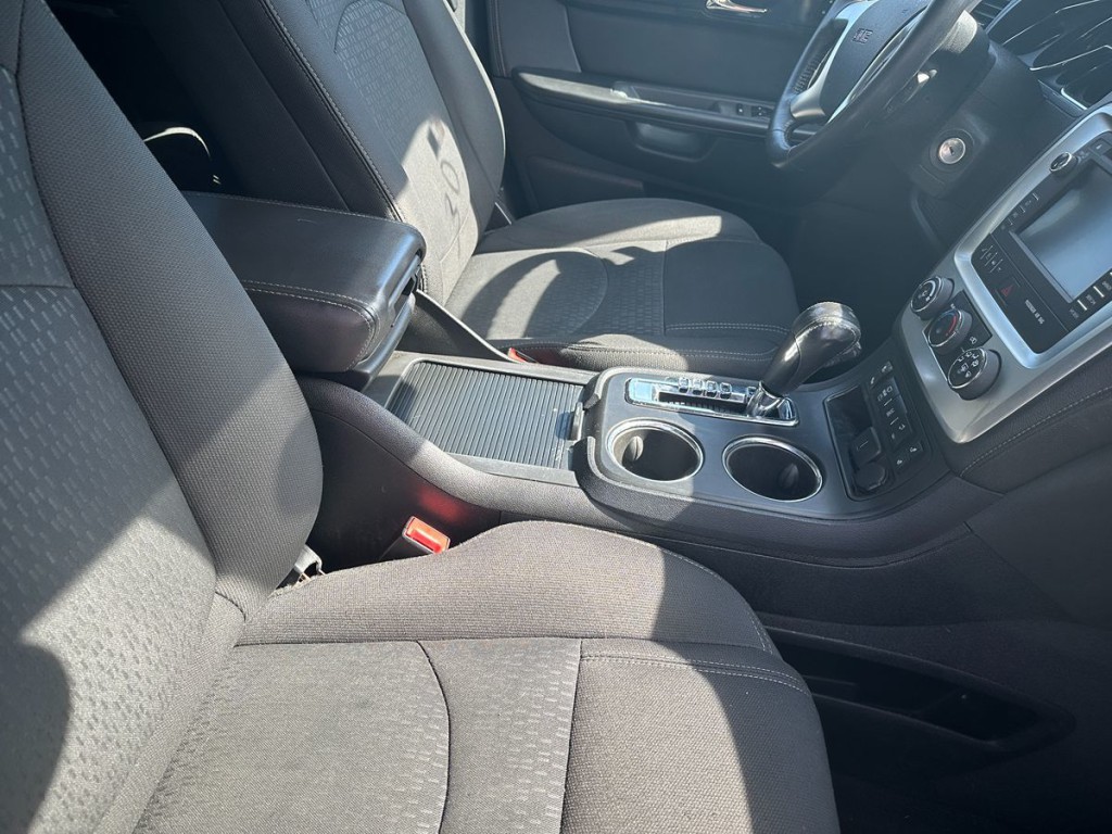 2016 GMC Acadia Image 17