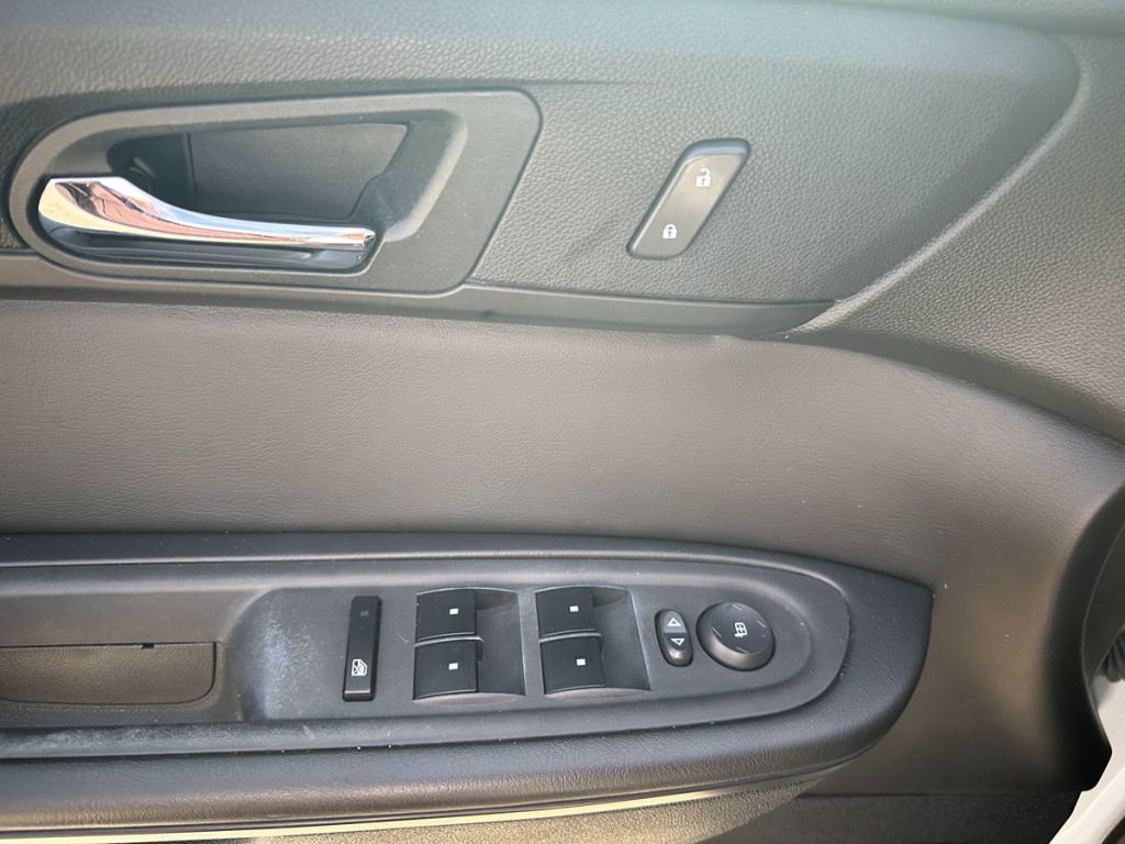 2016 GMC Acadia Image 21