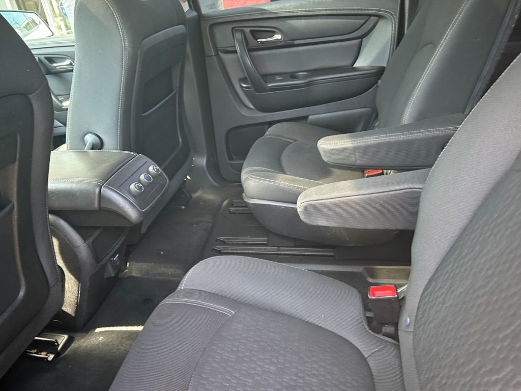 2016 GMC Acadia Image 23