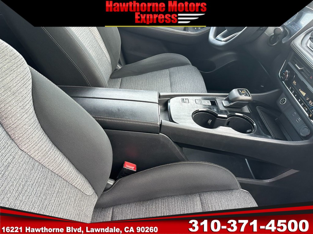 2023 Nissan Rogue Image 9