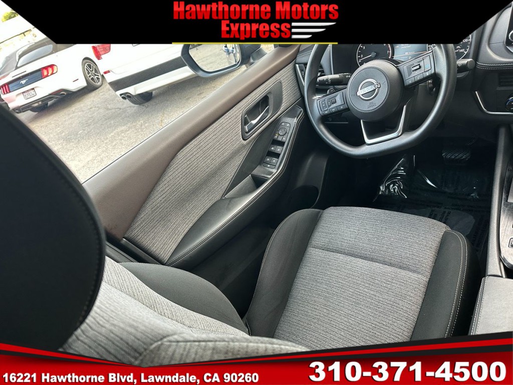 2023 Nissan Rogue Image 10