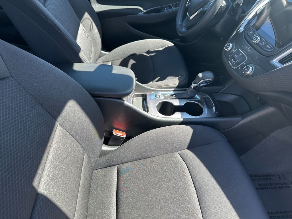 2023 Chevrolet Malibu Image 9