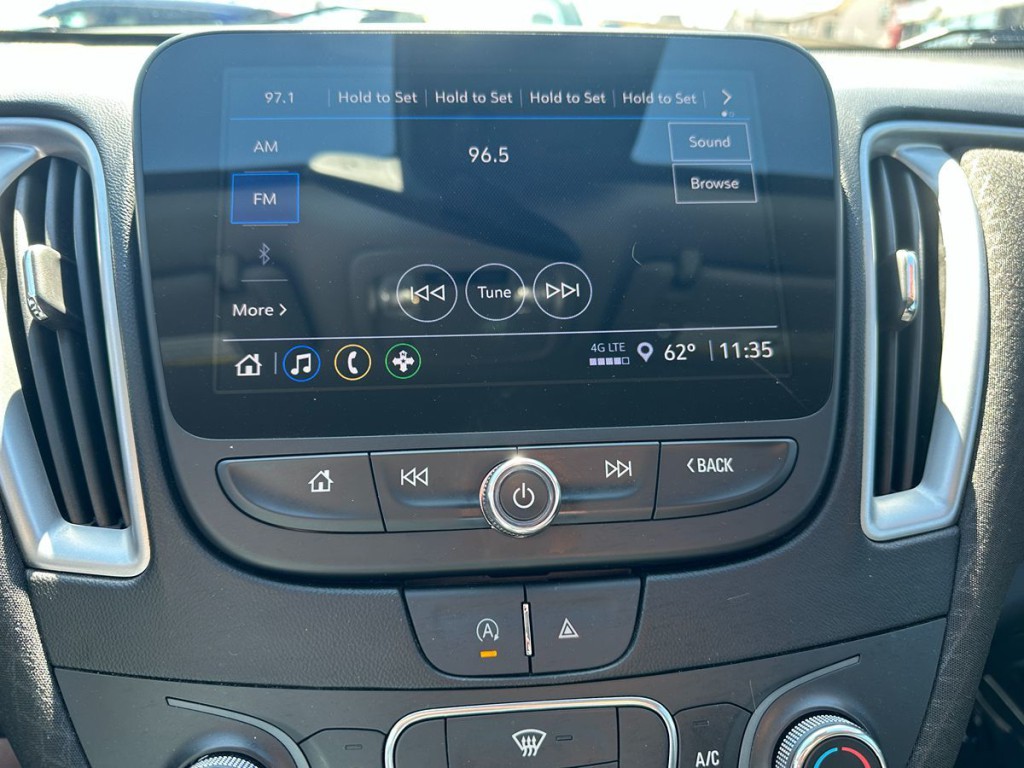 2023 Chevrolet Malibu Image 12