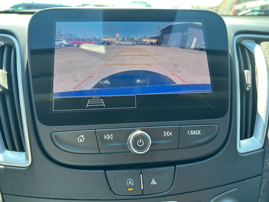 2023 Chevrolet Malibu Image 13