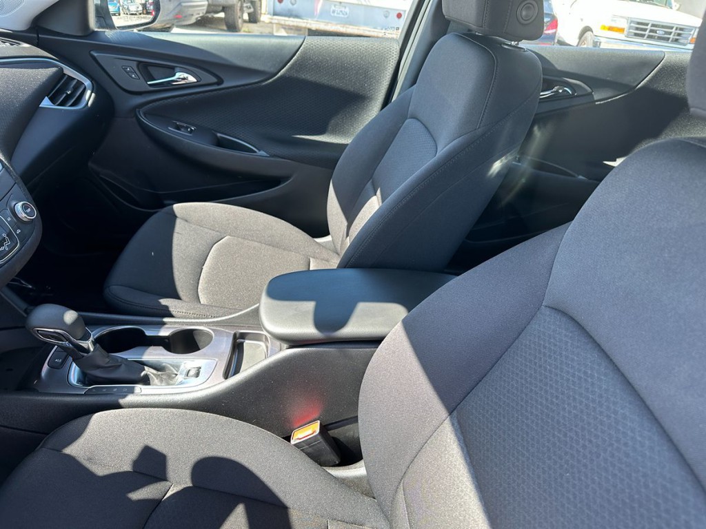 2023 Chevrolet Malibu Image 15