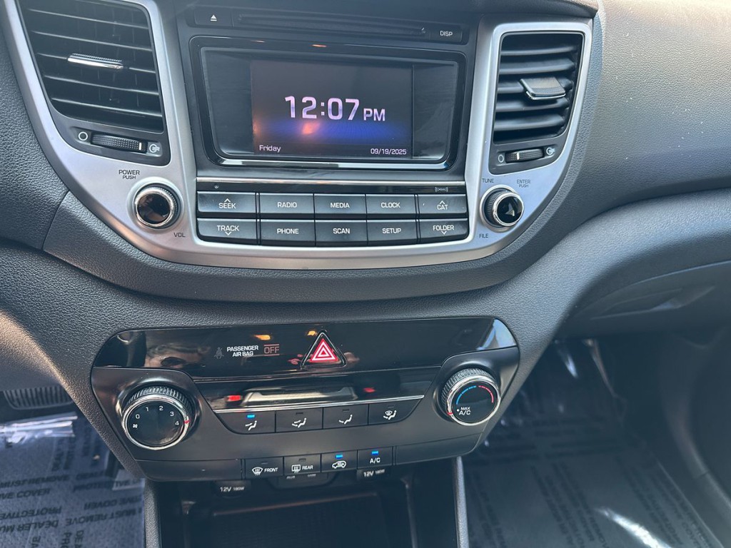 2017 Hyundai Tucson Image 10