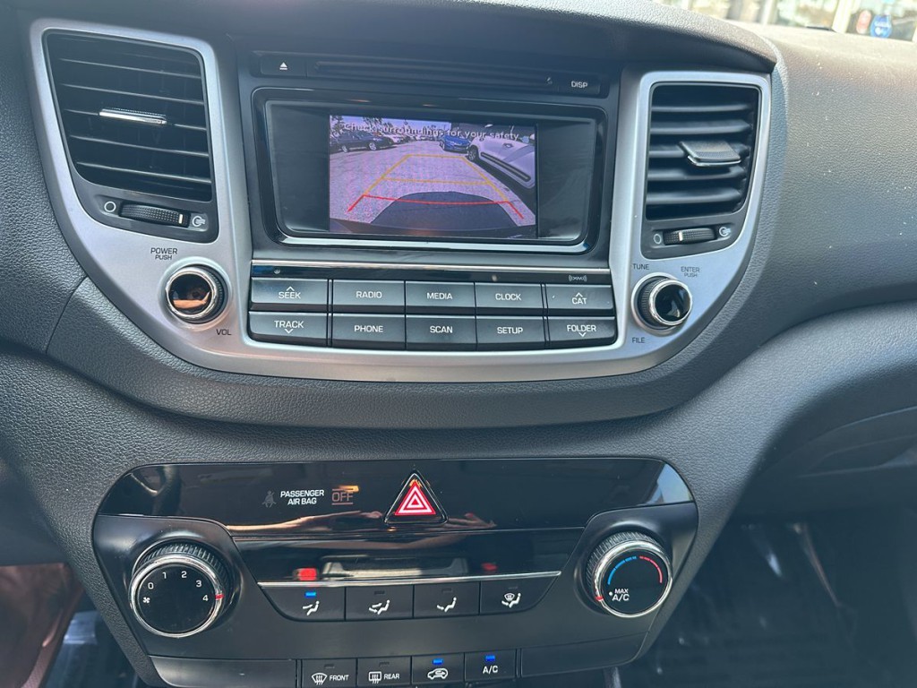 2017 Hyundai Tucson Image 11