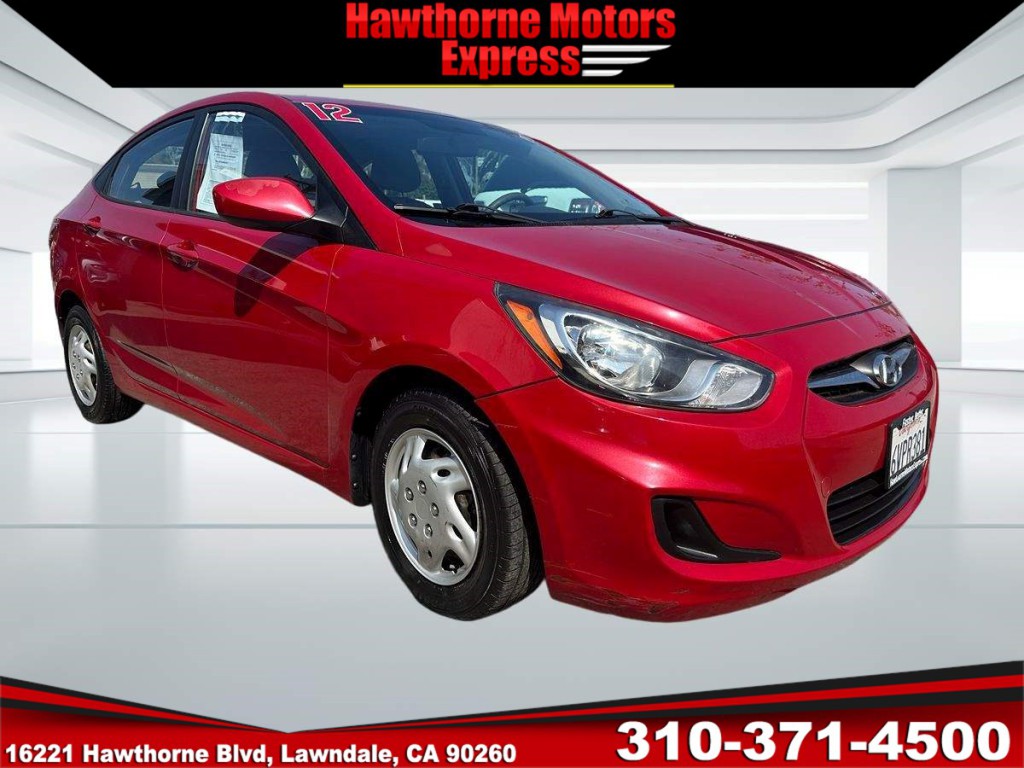 2012 Hyundai Accent Image 1