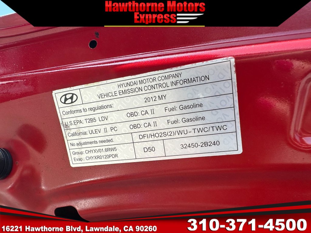 2012 Hyundai Accent Image 22