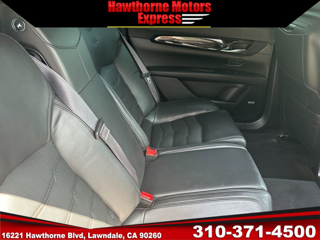 2017 Cadillac CT6 Image 16