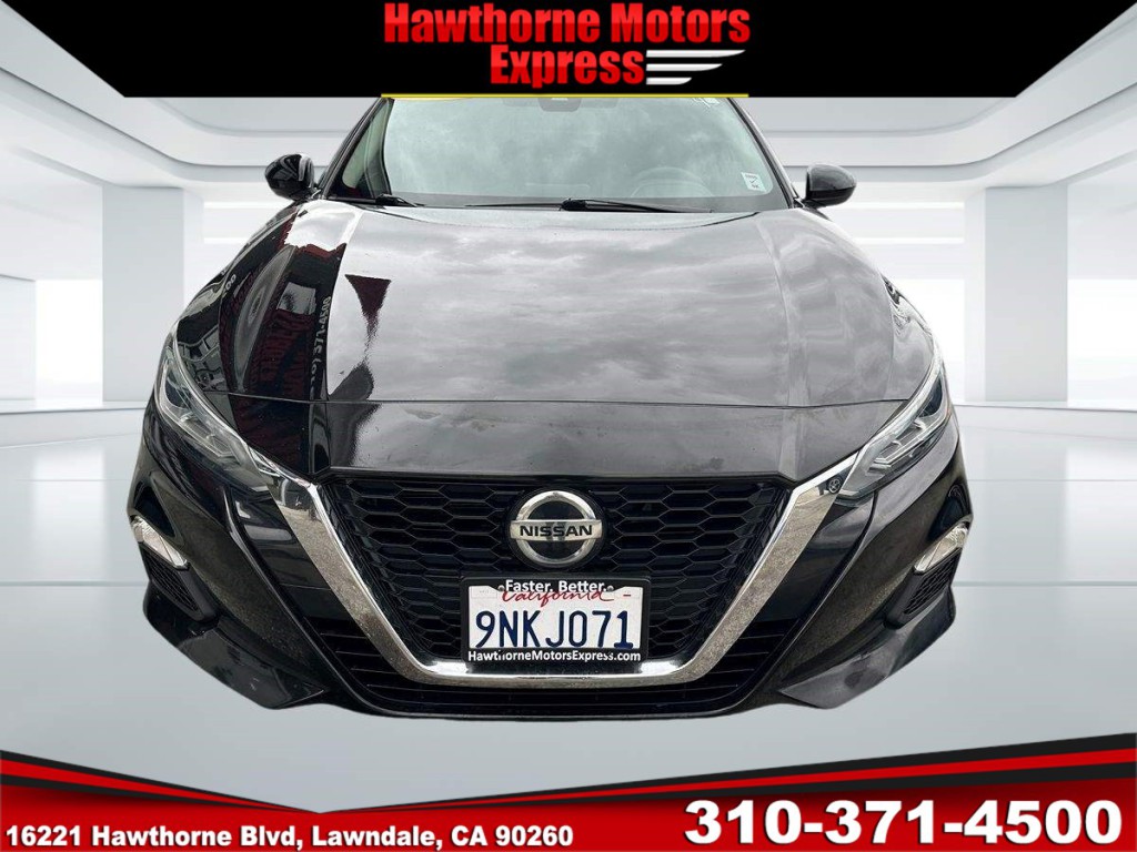 2021 Nissan Altima Image 2