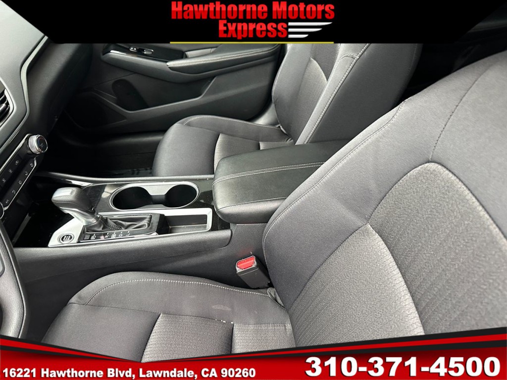 2021 Nissan Altima Image 15