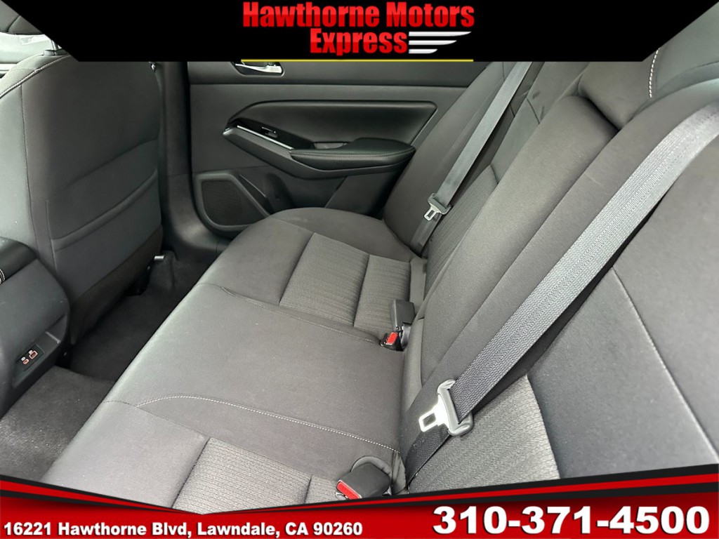 2021 Nissan Altima Image 20