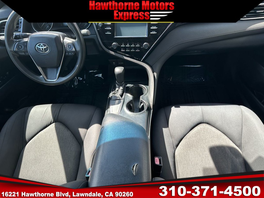 2018 Toyota Camry Image 11