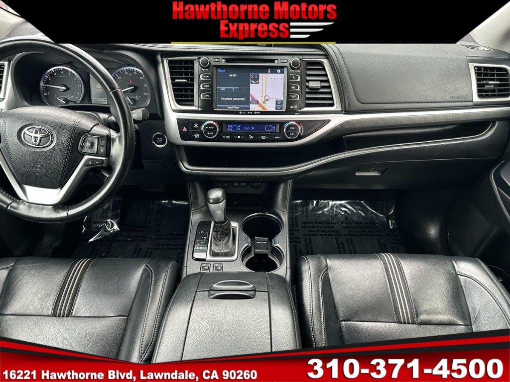 2017 Toyota Highlander Image 11
