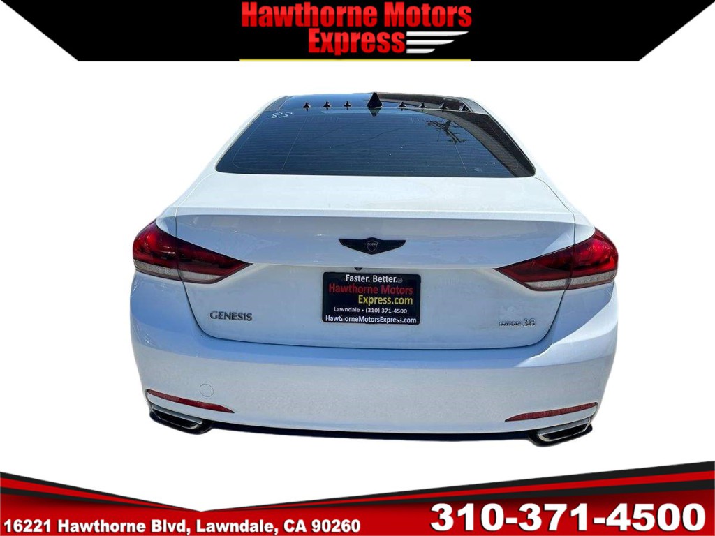2015 Hyundai Genesis Image 6