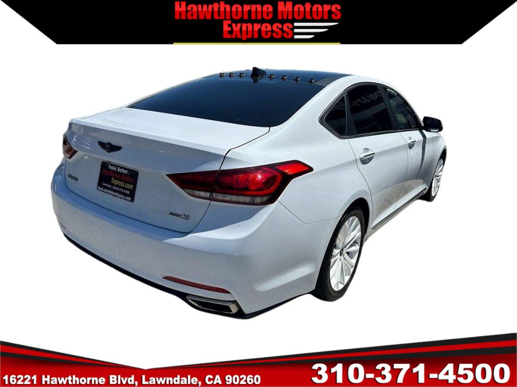 2015 Hyundai Genesis Image 7
