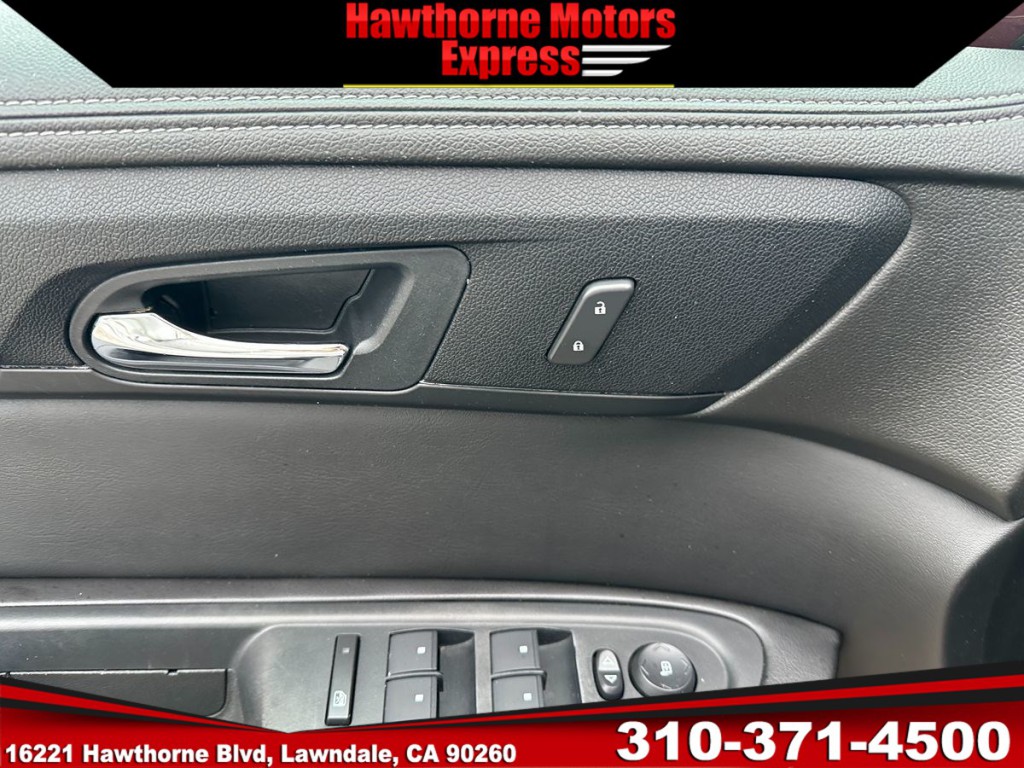 2015 GMC Acadia Image 16