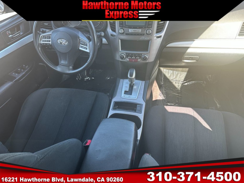 2013 Subaru Outback Image 10