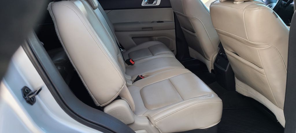 2013 Ford Explorer Image 25