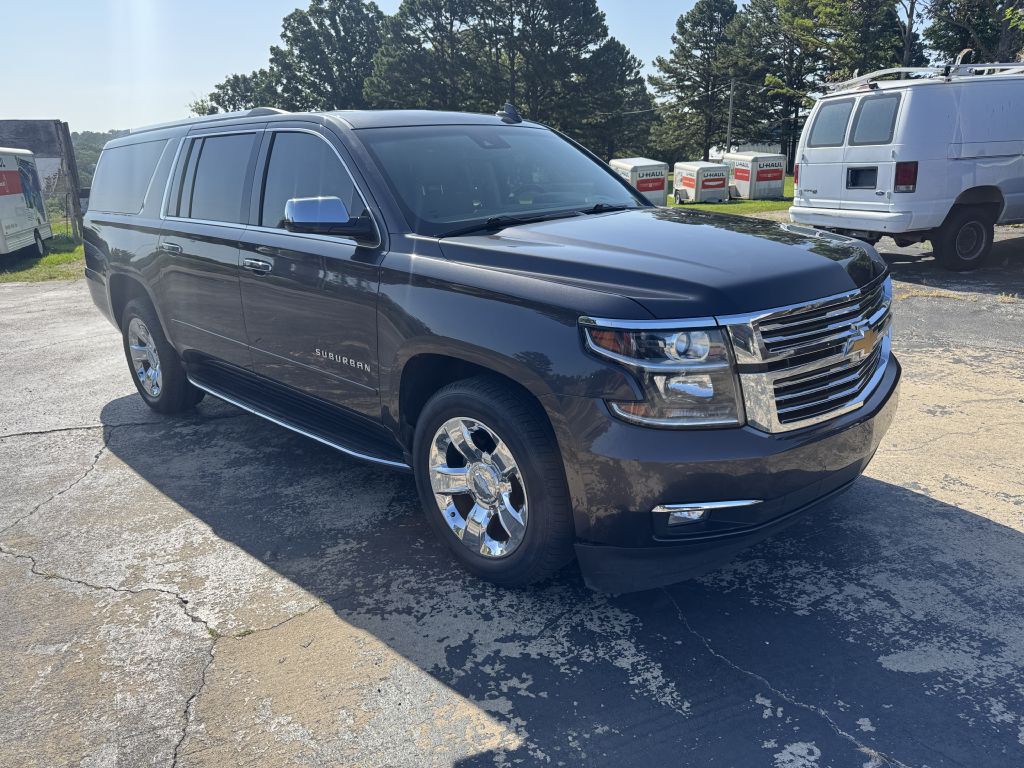 2017 Chevrolet Suburban Image 7