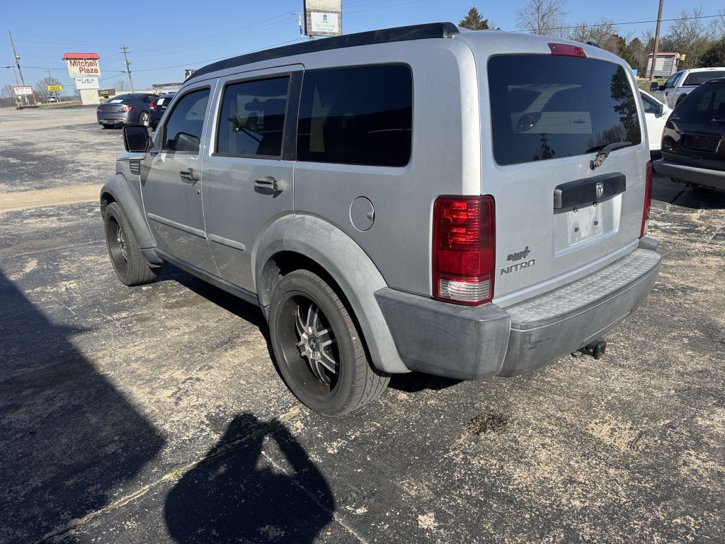 2007 Dodge Nitro Image 3