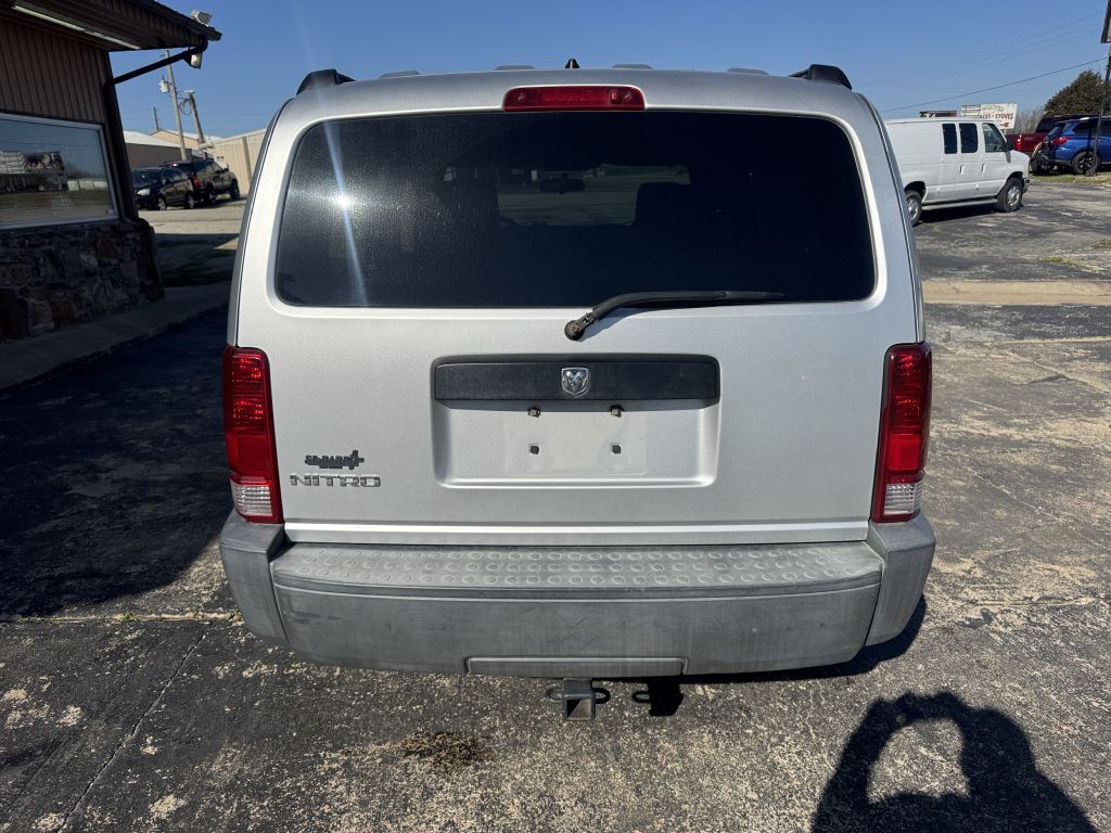 2007 Dodge Nitro Image 4